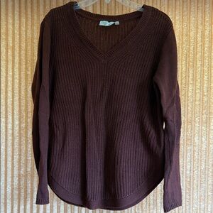 💙3 for $55💙RD Style Deep Brown V-Neck Sweater